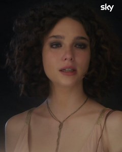 Elena Alves: un tornado che sconvolgerà per sempre la vita di Grace e Jonathan.​ #TheUndoing, stasera tutte le puntate su Sky Atlantic e on demand. | Sky