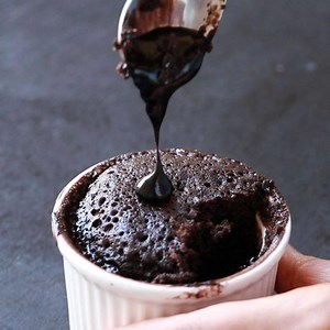 Quick Choco Lava Cake Recipe link in my bio @theterracekitchen . . . . . . . . . . . . . . . . . . . . . . #choco #chocolate #chocolava #chocolavacake #chocolatelavacake #chocolatelava #lavacake #lavacakes #chocolatecake #microwavecake #cakeinmicrowave #chococake #minicakes #minicake #moltencake #moltenlavacake #dominos #dominosstyle #theterracekitchen #quicklavacake #lavacakerecipe | The Terrace Kitchen