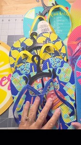 DIY Summer Flip Flop Wreath🩴Comment Summer for my free step by step tutorial on my You Tube channel 😎 #holliehobbies #summerwreath #dollartreediy | Hollie Lynn Williams