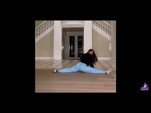 ADDISON RAE TWERKING!!! BOUNCING ON THE FLOOR!! CLAPPING!!!