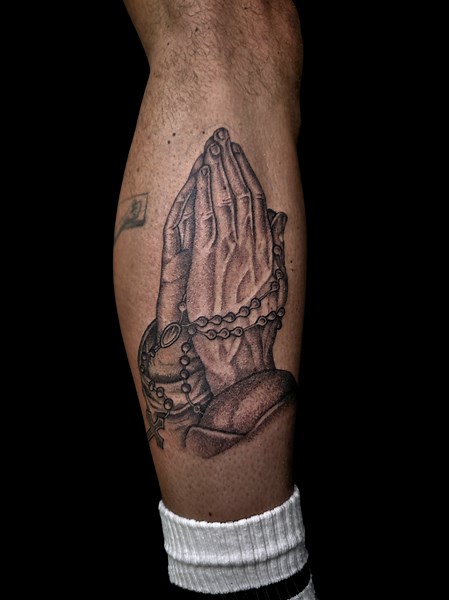 Realistic Praying Hands Tattoo Design Ideas