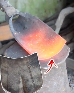 220K views · 1.4K reactions | From a broken gardening spade into a post hole digger #diy | METAL WORKS | Facebook