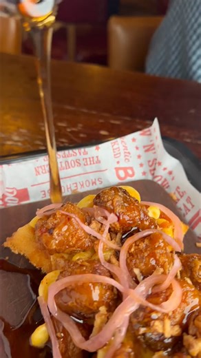 Have you tried this? It's brand new to our brunch menu... The Hot Honey Pork Burnt Ends Waffle🔥 1/2 a homemade waffle topped with silky mac n' cheese, smoked pork burnt ends glazed in hot honey & topped with pickled red onions. Served 'til 2pm everyday! Book your spot to try it here ➡️ https://nuvi.me/p3vxdd #hickoryssmokehouse #hickorysbrunch #hothoney | Hickory's Smokehouse Milton Keynes