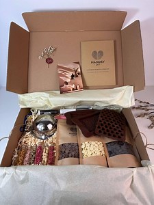 DIY Belgian Chocolate Making Kit – Bars & Pralines With Natural Toppings - Etsy