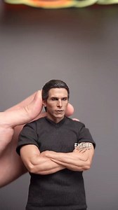 525K views · 10K reactions | La figura más espectacular de Batman & Bruce Wayne en escala 1/6 realizado por Hot toys. Thefigurehideout IG #figuras #batman #BruceWayne #toys #hottoys #coleccion #DC #coleccion | La Cueva del Gritón | Facebook