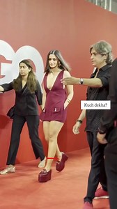 Alia Bhatt conscious of her height? #Bollywood #Trending #News #explorepage #fyp #explore #Movies #celebrities #Btown #Paparazzi #fblifestyle | Bollywood Bubble - Videos