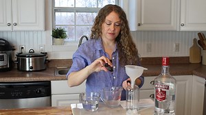 1.5K views · 48 reactions | Learn how to make lavender linen spray with this easy DIY tutorial! | Artful Homemaking | Facebook