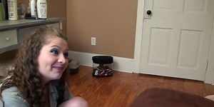mature lesbian gets her feet licked