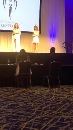 12 reactions | I passed a Hydroponic garden center and instantly had...