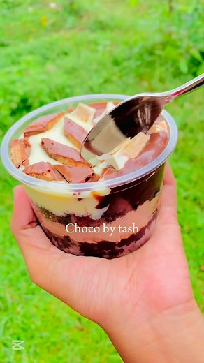 279K views · 5.8K reactions | මේවගෙ රස梁 #chocobytash #chocolatelover #loveyou #chocolate | Choco By Tash | Facebook