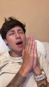 Hola: estoy intentando aumentar mi número de seguidores. Cada nuevo suscriptor me acerca a completar este objetivo. Me ayudas ? ¡Gracias por tu apoyo! Para apoyarme, suscríbete aquí: https://www.facebook.com/MariCentenooo/subscribenow?surface=permalink_share_goals_post_url | Marii Centeno