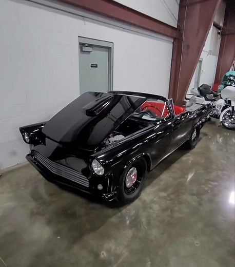 2.8K views · 145 reactions | Custom 57 T-bird #ford #thunderbird #fordthunderbird #Fomoco #carspotting #carporn #carswithoutlimits #carlife #carlifestyle #carlover #classiccarshow #carspotting #car #cars #beauty #beautiful #art #beautifulart #StarsEverywhere #starsenderseverywhere | Dave Myers | Facebook