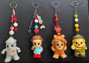 Wizard of Oz Keychains-dorothy,lion, Scarecrow, Tin Man - Etsy Australia