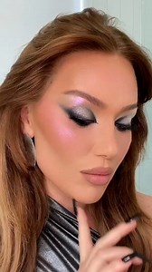5.5K views · 140 reactions | Get your glam on with this stunning look! ✨ | Makeup Gallery | Facebook
