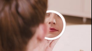 TOUCHBeauty Compact Travel Makeup Mirror Smart Sensor Lights, Upgrade Metal Material, 1x Magnification, 4" Round Portable Pocket Hand Mirrors Cosmetic Case USB Rechargeable, Ideal for Gift