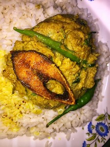 Taro Plant With Hilsha Fish Recipe | Taste Of Foodies