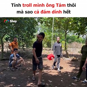 Ủa là có troll chưa ---- Nguồn: Thuận Gòm Troll Bản quyền được bảo vệ và quản lý bởi MCV Network Nội dung được dàn dựng theo kịch bản và diễn xuất, không thử tại nhà dưới mọi hình thức #MCVNetwork #Viber #MCNYoutube #MCVMedia #MnetBuzz #ThuanGomVlog #TGV #Netbiz #SpeedCoule | Thuận Gòm Vlogs