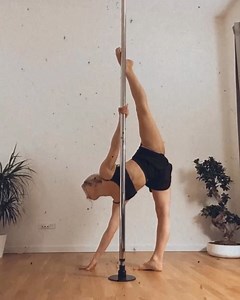 Another training video before injuring the toe ✨ Inspired by @callumspoledance ❤️✨ #poledancer #poledance #poledancersofinstagram #poledancersofig #poledancers #polelove #dancersworld #copenhagen🇩🇰 #denmark🇩🇰 | Anastasia Skukhtorova