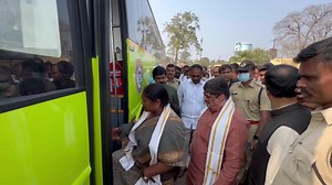 6.4K views · 1K reactions | We will use 6000 RTC buses for Medram Maha Jathara, and it’s completely free for women, 60 % of devotes come to jathara by RTC buses it’s the fastest way to reach Medaram to escape traffic, I thank @TSRTCHQ @PonnamLoksabha @tsrtcmdoffice and their entire team for the hard work. | Danasari Seethakka | Facebook