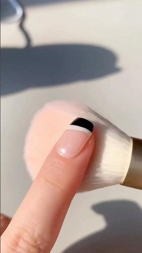Manucure en gel super facile à réaliser 😍