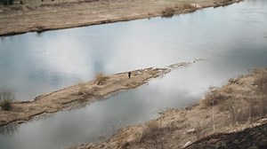 Ein Fischer geht auf einer Insel: Stockvideos & Filmmaterial (100 % lizenzfrei) 1050128302 | Shutterstock