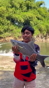2.9M views · 34K reactions | mancing liar di spot ini ternyata penuh dengan ikan monster #mancingliar #mancingmania #mancingikan #bolang #mancing | Rosi Andika | Facebook