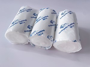 [Hot Item] Medical Synthetic Gypsum Liner Soft Rolls Cotton Pop Undercast Padding Orthopedic Soft Quickly Dry Cast Padding