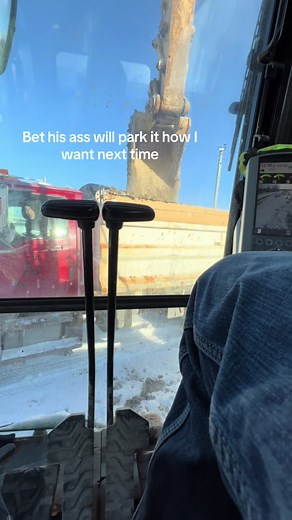 Had to do it to him😂 #bluecollar #construction #operator_excavator #fyp #troll