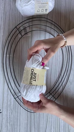 Dollar Tree DIY: Easter wreath. #easterwreath #easterdecorations #dollartreediy #easterdecor #crafts #eastereggs | The Craftessa