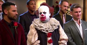 James Corden Chills ‘The Bachelorette’ Vibe As Pennywise The ‘It’ Clown