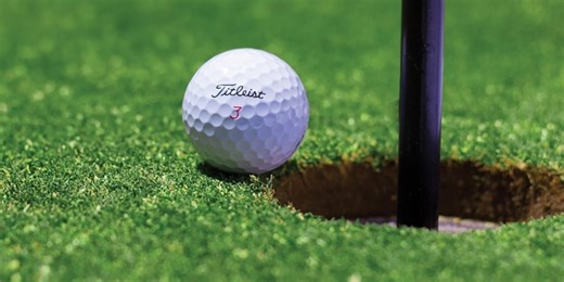 Adult Care Center holds golf gala