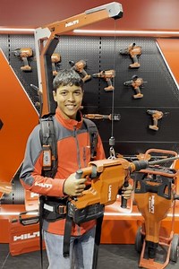 🧰 Hilti Ex-Demo tools at fantastic Ex-demo prices! 🚀 They just finished the warm-up, and now they are fully #Ready2Work ! 🔧💥 And guess what? All Hilti Ex-Demo tools come with our full Lifetime Service and Warranty package, offering the same benefits as purchasing a brand-new Hilti tool.💯 Models and quantities change often, so for the most up-to-date list contact your local account manager or call our Customer Service center on 1800 287 387 📞 Learn more 👉 https://hilti.to/m65my2 #Hilti #Hi