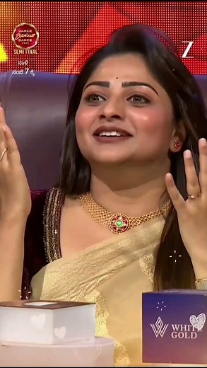 Yen face raachu du 🥵🥶 #Rachitaram #Expressions #Dboss #SandalwoodActress #Viral #Shorts