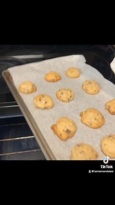 If I want cookies 🍪 this how fast I get them now I have MASTERED Sourdough Chocolate chip cookies!! Who wants some?! 🤤💯🔥🥰🤗 | Amanda Adams