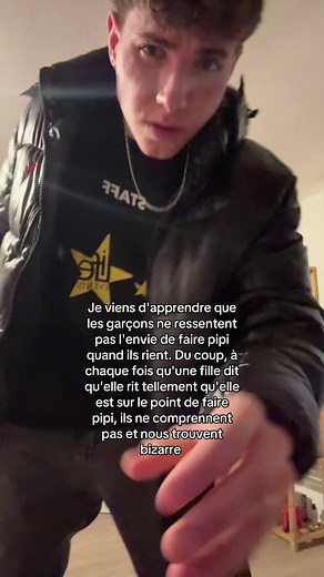 Fille qui rit et envie de faire pipi : pourquoi les garçons ne comprennent pas