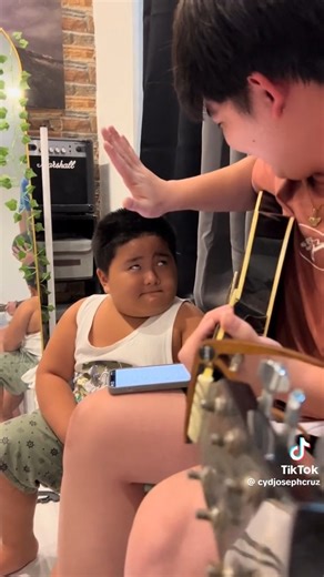 1.6M views · 10K reactions | BATA, FEEL NA FEEL ANG PAGKANTA KAHIT MALI ANG KANYANG LYRICS! Now Playing: Angels Like You (Baby Clark’s version) 殺 Sa TikTok, kinatuwaan ang pagkanta ni Baby Clark kahit mali ang kanyang lyrics sa hit song ni Miley Cyrus na ‘Angels Like You.’ Ang mahalaga…nasa tono ang kanyang pagkanta rito! Video courtesy: CYD CRUZ #DapatAlamMo | GMA Public Affairs | Facebook