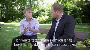 "Ich wünschte, es würde mir Spaß machen. Aber Komponieren ist ein Kampf!", sagt Anders Hillborg. Und verrät uns, wie er arbeitet. Am 15., 16. und 18. Oktober führen wir mit Esa-Pekka Salonen sein Stück "Eleven Gates" auf. | NDR Elbphilharmonie Orchester