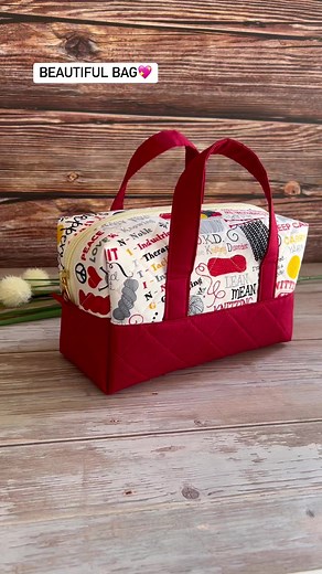 Beautiful🌷Sewing ideas💖mini boston bag❤️Wait to watch the full video clip soon.🥰#Reels #diy #handmadebag #handmade #sewingideas #sewingmachine #sewing #bag #กระเป๋าผ้า | P&K Handmade