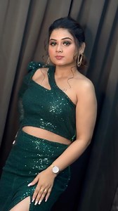 Pari Hun Main 💚✨ #ootnofthenight #zeesarthaksansarawards2023 . . Outfit : @mahendrabaral_official Dolled Up By : @makeupbyshagy My Favourite thank you for this pari look 😘🥰 VC : @partha_das07 . . . . . . . . . . . . . . . . . . . #parihunmain #transitionvideo #reels #reelsinstagram #reelvideo #reelsviral #reelsexplore #slowmotion #reelitfeelit #reelkarofeelkaro #devikaarundhati #arundhatidevika | Devika Arundhati