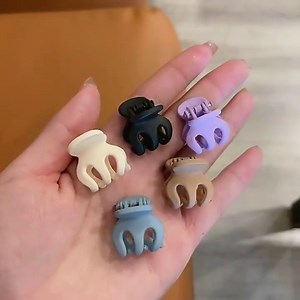 20 Pieces Mini Octopus Clips Plastic Hair Claw Clips 6 Claws for Girls, No-Slip Grip Small Black Hairpin Clamps