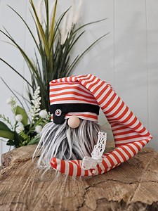 Plush Pirate Gnome Tier Tray Spring Farmhouse Decor - Etsy Canada