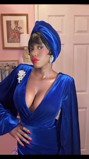 Vintage Fashion: Film Noir Gown and Turbanette