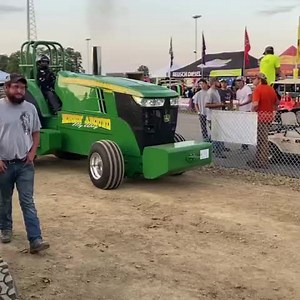 122K views · 2.3K reactions | Full run. Start up to finish. #johndeere #tractorpulling | BAD Gear | Facebook