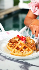 Brunch in the garden? Yes, please! 🌸✨ Enjoy fresh air, delicious bites, and the perfect weekend vibes. See you there! 🍓🥂 #xoxodallas #dallasbrunch #weekendbrunch #xoxodiningroom #xoxogarden | XOXO Dining Room