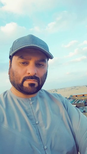 Exploring the Expansive Desert Landscape