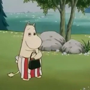 Another #Tuesday GIF for you guys ❤️ Moominmamma and her bag with all necessities 󾓰󾆻 #Moomin #ToveJansson | Moomin