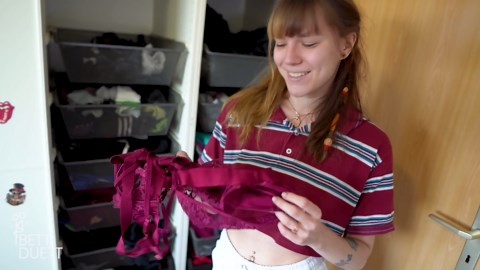 Girlfriend helps Boyfriend jerk off !!