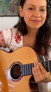 Throwback to the time the incredible Gabriela Quintero taught us her impossibly gifted guitar techniques. | Reverb Australia