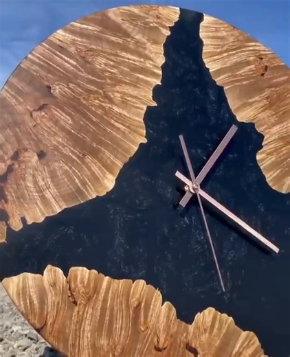 1.5K views · 77 reactions | Check out this epoxy resin clock brought...