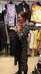 Suleqaterput Nini inuussiornermini surprise-rfigitippoq 😍 Frederik Angajolu qujanaq, nuanneq! Nini ullorsiorluarnissaanik kissaapparput ❤️ Pisiniarfitsinnukarlusi pilluaqqujartorsinnaavarsi 😍 | INUIT Quality Clothes of Greenland - Nuuk